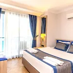 Relax Hotel