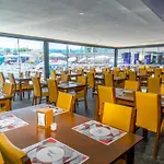 Ξενοδοχείο Relax 4*